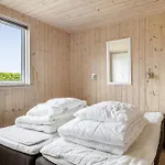 Дом отдыха Stunning In With Sauna *