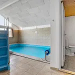 Дом отдыха Stunning In With Sauna
