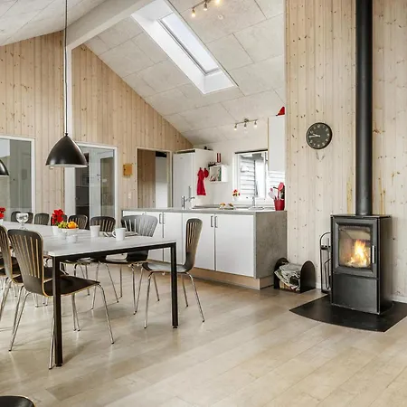 Stunning In Bogense With Sauna 펜션