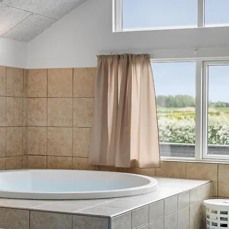 Stunning In Bogense With Sauna Nyaraló *