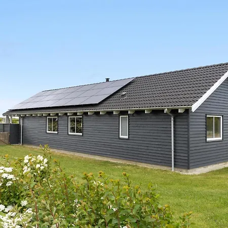 Pet Friendly In Bogense With Kitchen Holiday home Skastrup